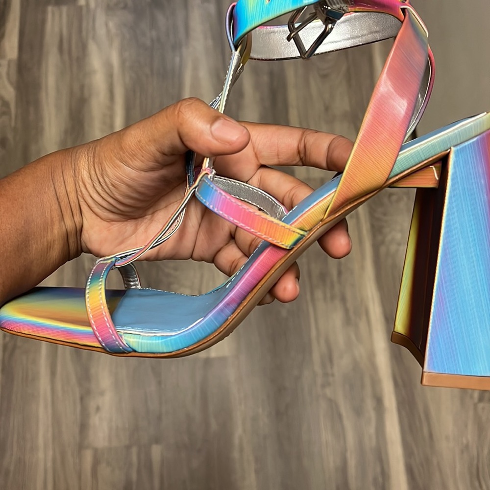 Gianni Bini Size 9 Only Worn Once - image 7